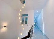 Nhà Mặt Tiền Lương Định Của mới xây chưa ở cách Biển Nha Trang có 7′